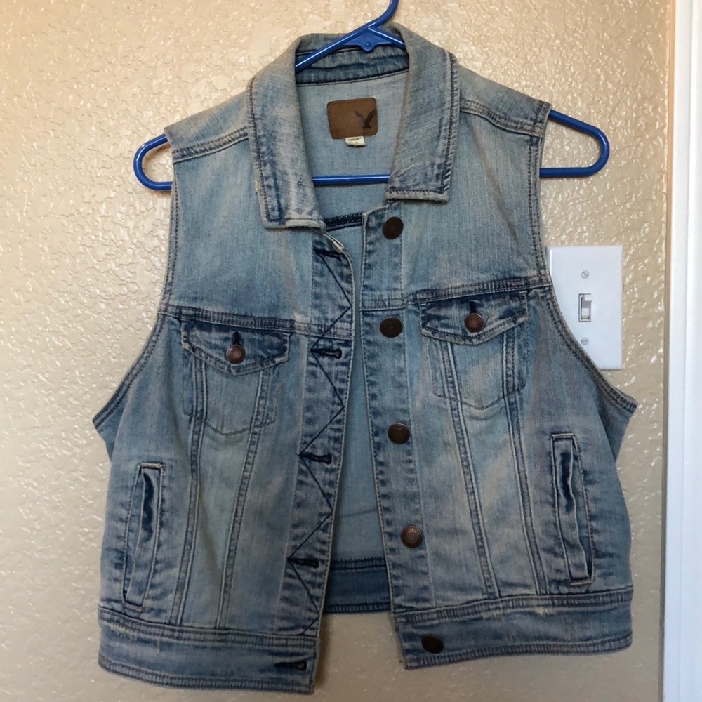 American Eagle Vest